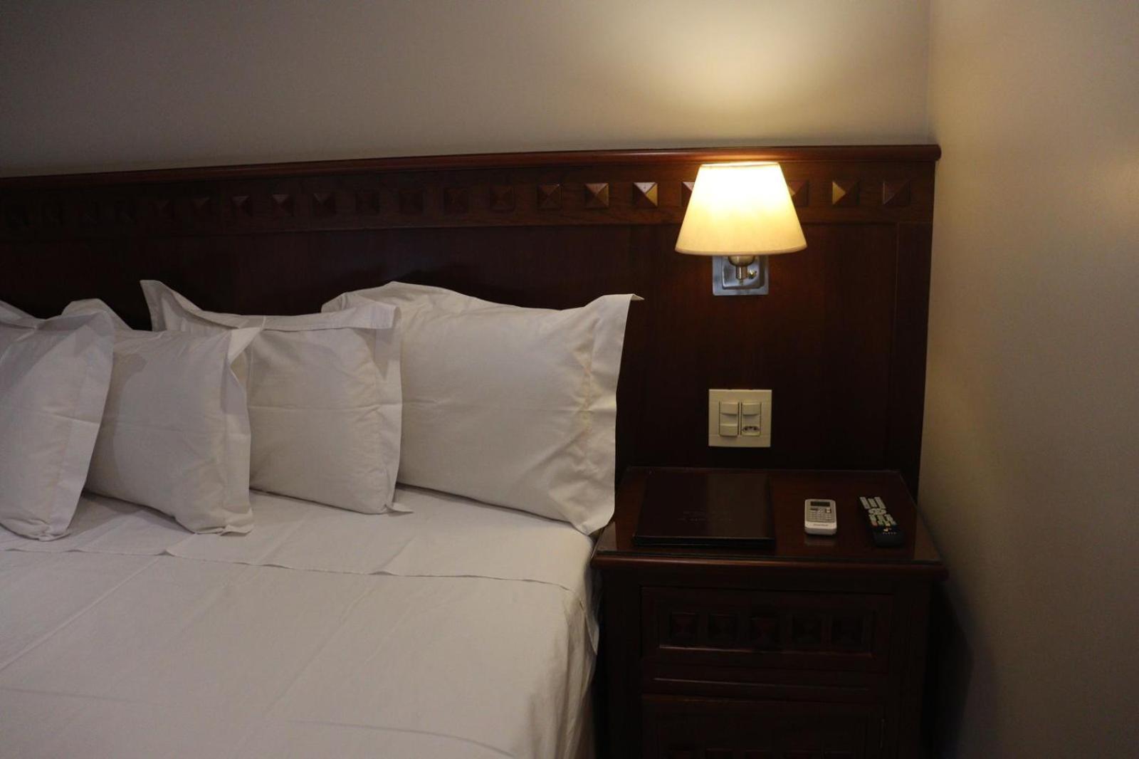 Vicenza Apart Hotel Сан-Жуан-дел-Рей Экстерьер фото