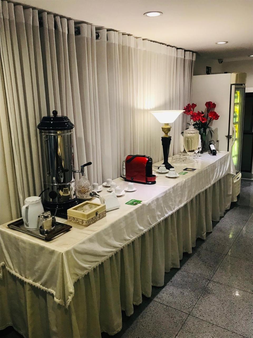 Vicenza Apart Hotel Сан-Жуан-дел-Рей Экстерьер фото